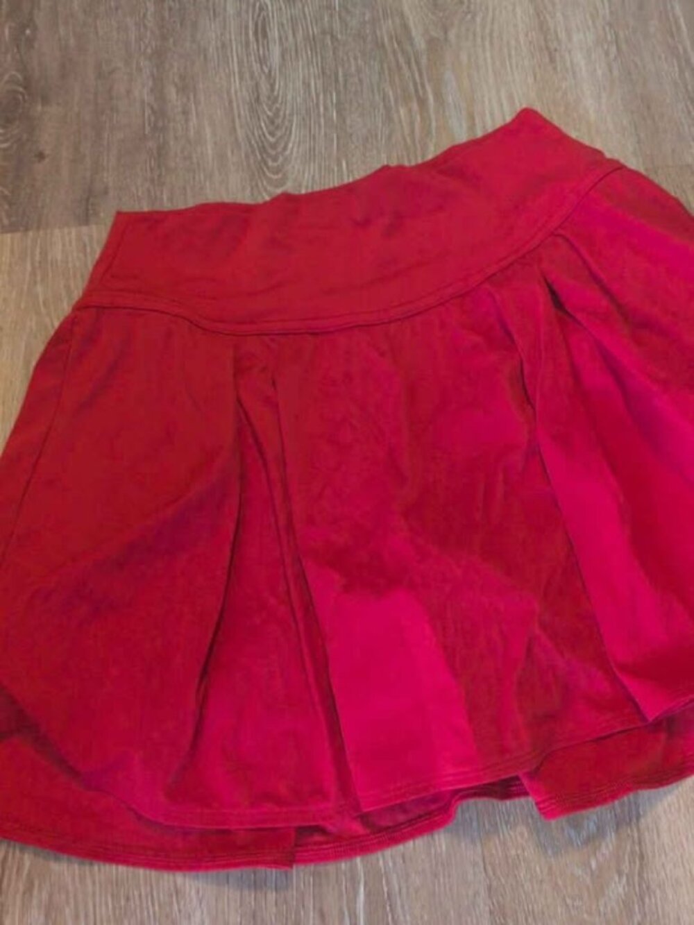 Gilly Hicks Red skort size medium